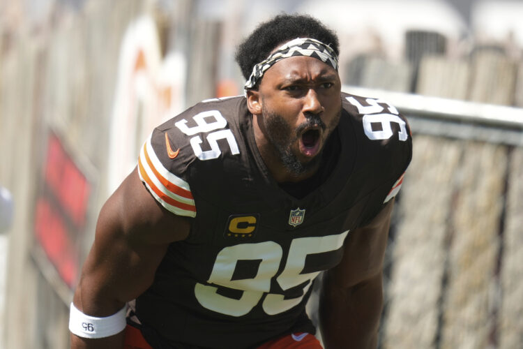 Unbeaten Packers face Browns, Myles Garrett